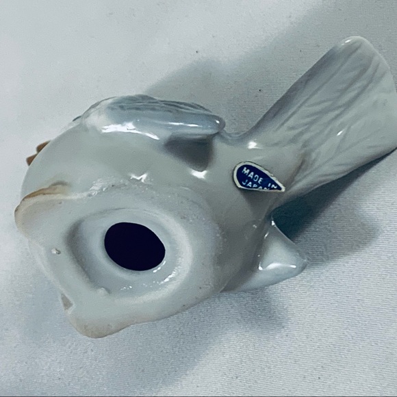 Vintage White & Grey China Bird Ornament Made In Japan - Picture 8 of 12